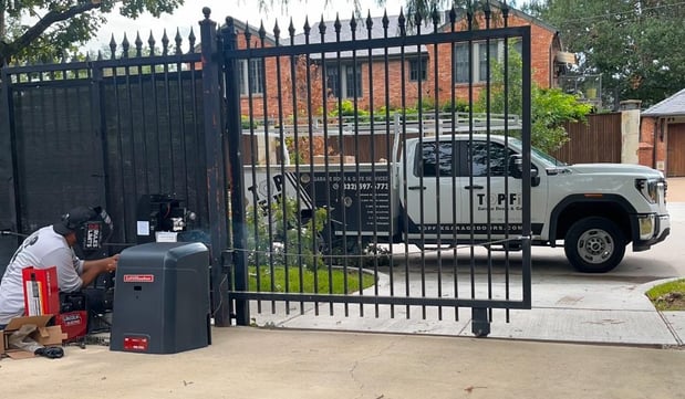 Images Top Fix Garage Doors & Gates