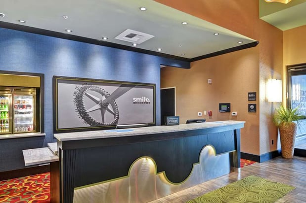 Images Hampton Inn & Suites Raleigh/Crabtree Valley