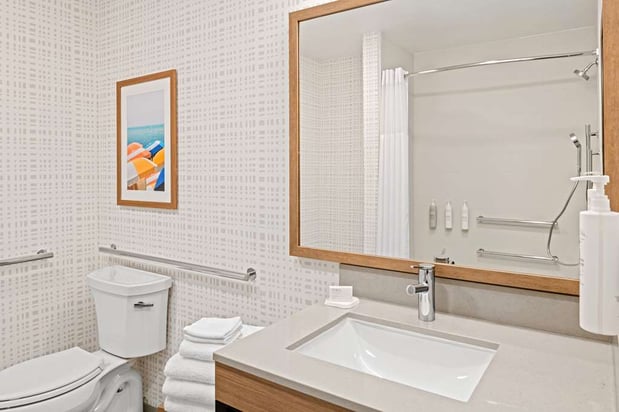 Images Hampton Inn by Hilton Costa Mesa Newport Beach