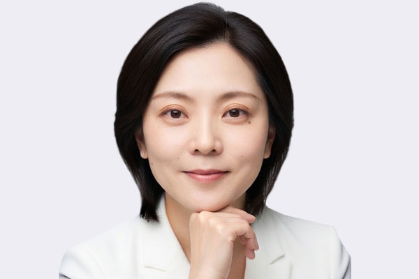 Dr. Laura Lin, Optometry Partner in our Guildford Town Centre store