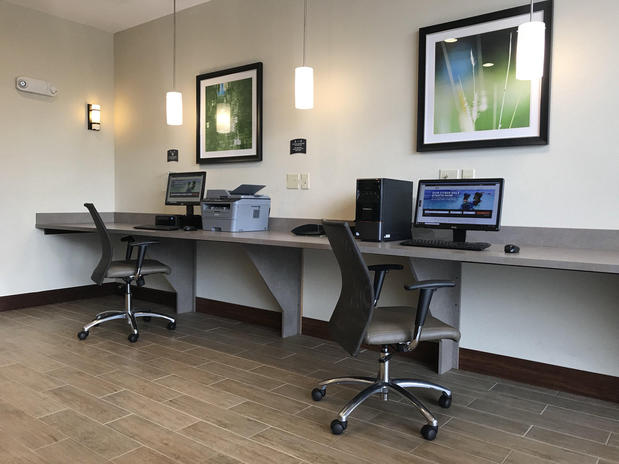 Images Staybridge Suites Seattle - Fremont by IHG