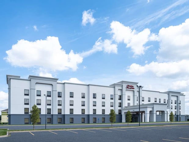 Images Hampton Inn & Suites Cedar Rapids - North