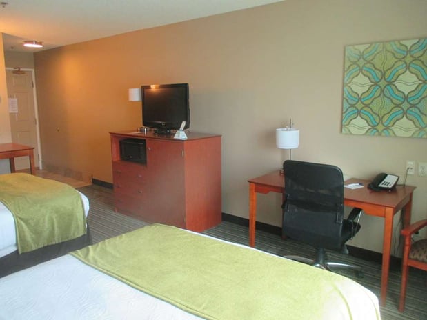 Images Best Western Plus Menomonie Inn & Suites