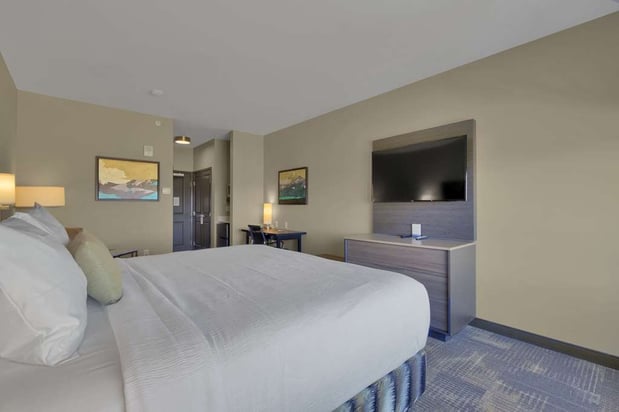 Images Best Western Plus Fillmore Inn & Suites