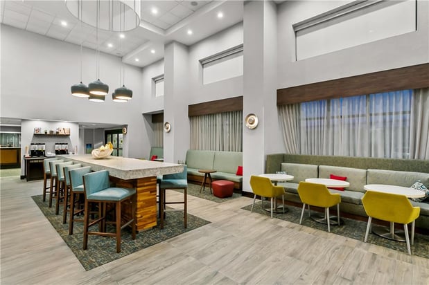 Images Hampton Inn & Suites Baltimore/Woodlawn
