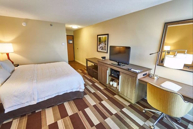 Images Hampton Inn Uniontown