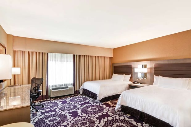 Images Hilton Garden Inn Raleigh /Crabtree Valley