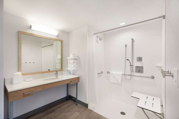 Images Hampton Inn & Suites Watertown Boston