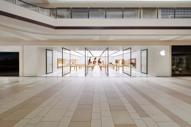 Images Apple Orland Square Mall