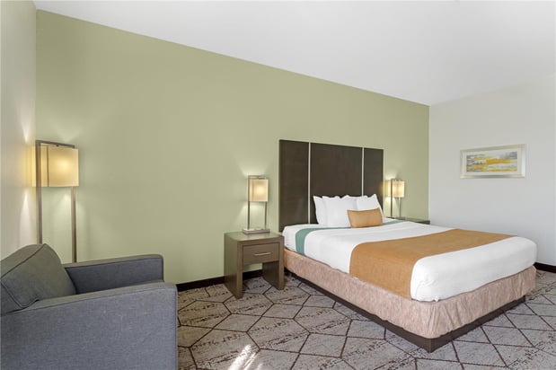 Images Best Western Plus North Houston Inn & Suites