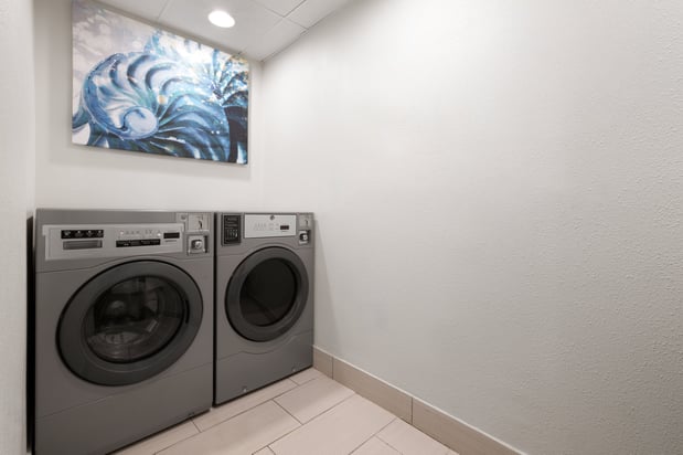 Images Garner Hotel Virginia Beach North by IHG