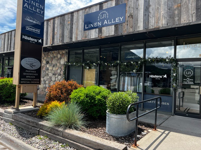 Nestled in the heart of Jackson Hole, Linen Alley & Jackson Hole Mattress is your ultimate destination for opulent sleep experiences. Since 2005, we've meticulously curated a haven of luxurious mattresses, exquisite bed and bath goods, and linens adorned with elegance. Immerse yourself in our superior brands like Hästens, ViSpring, Tempur-Pedic, and Sferra, or elevate your home's decor with Peacock Alley, Yves Delorme, Frette, Matouk, and Home Treasures. Prepare to awaken to a realm of sumptuous comfort and rejuvenating rest as you enter our doors—a testament to our dedication to elevating slumber into an extraordinary art form.