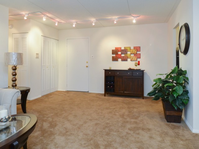 Images Lansdowne Towers Apartments