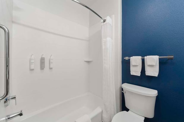 Images Spark by Hilton San Antonio Dominion