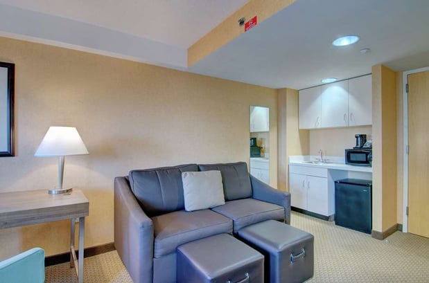 Images Hampton Inn & Suites Boston Crosstown Center
