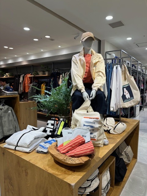 Images THE NORTH FACE/HELLY HANSEN (ザ・ノース・フェイス / ヘリーハンセン)阪急うめだ本店