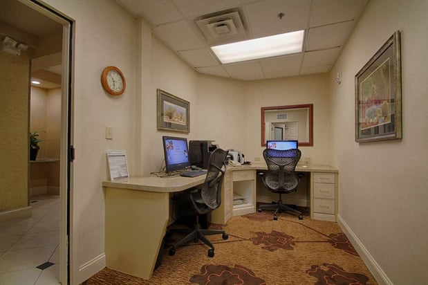 Images Hilton Garden Inn Las Vegas Strip South