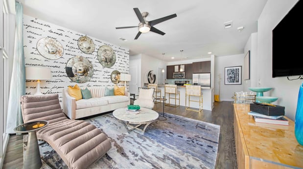 Images MAA South Lamar