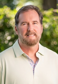 Michael Kelly headshot