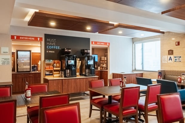 Images Holiday Inn Express Queens - Maspeth by IHG