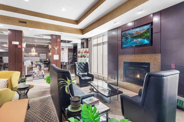 Images Holiday Inn & Suites Waco Northwest by IHG