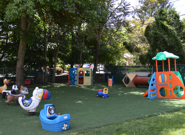 Images Apple Montessori Schools & Camps - Morris Plains