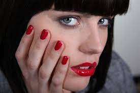Images Peluquería Ainhoa Luz de Luna