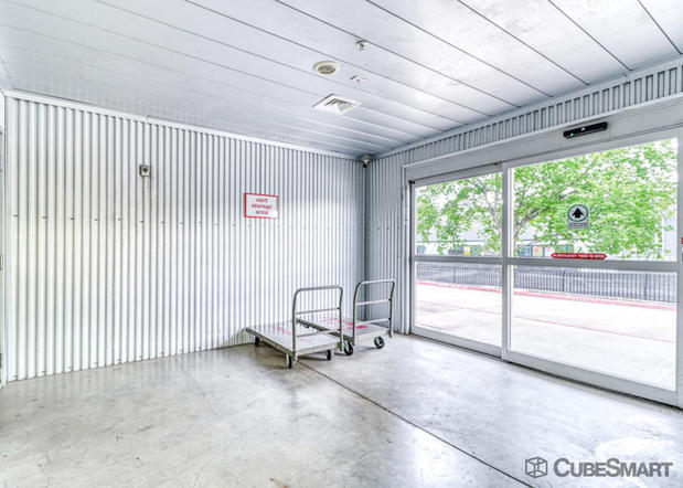 Images CubeSmart Self Storage