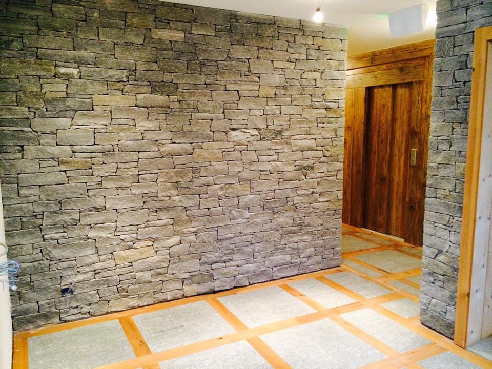 Teppich Meichtry, Industriestrasse 15 in Salgesch