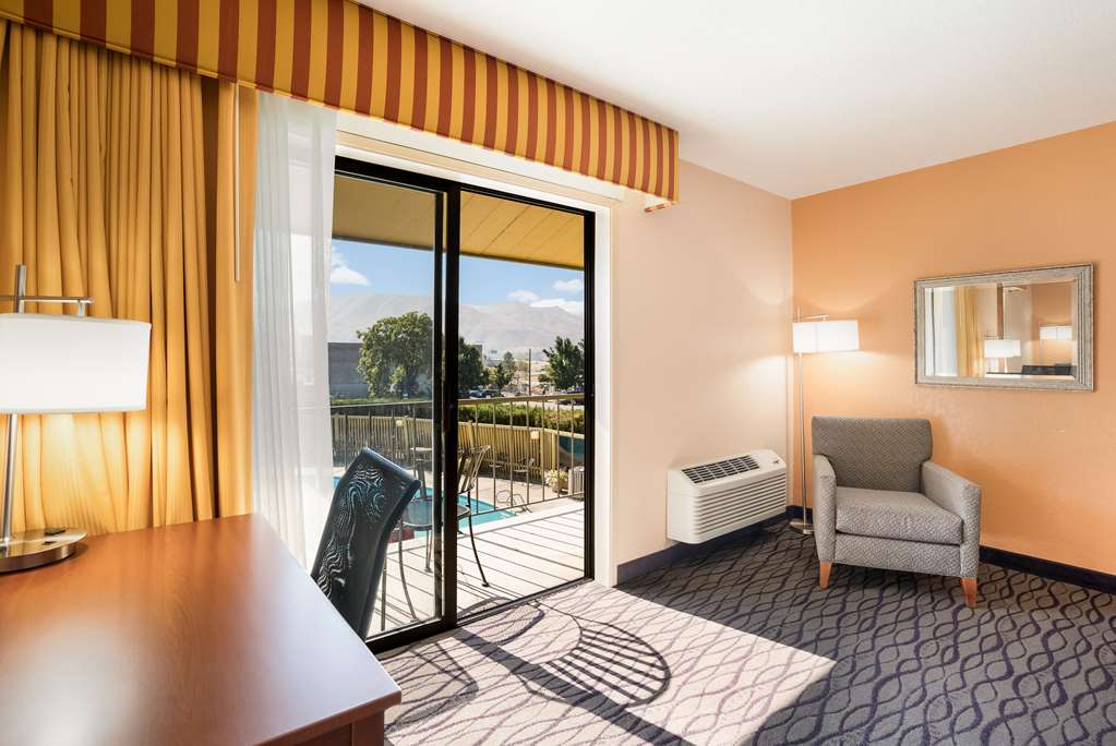 PoolViewKingSuite