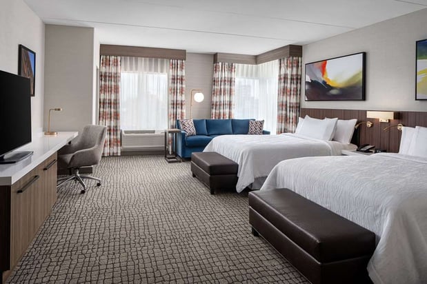 Images Hilton Garden Inn Camden Waterfront Philadelphia