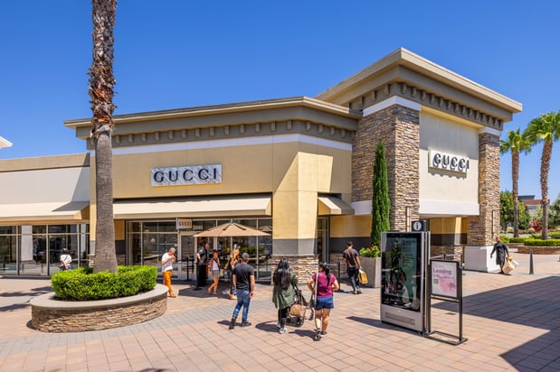 Images San Francisco Premium Outlets