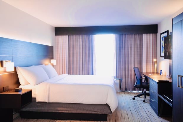 Images Holiday Inn Express & Suites Chester-Monroe-Goshen by IHG