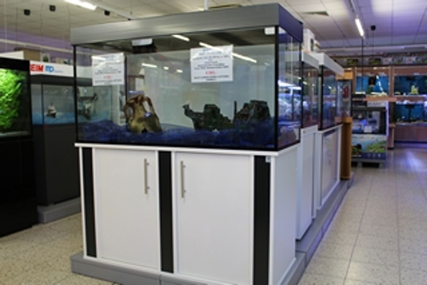 Zoo Rohleder, Dr.-Konrad-Wiegand-Str. 1 in Wörth