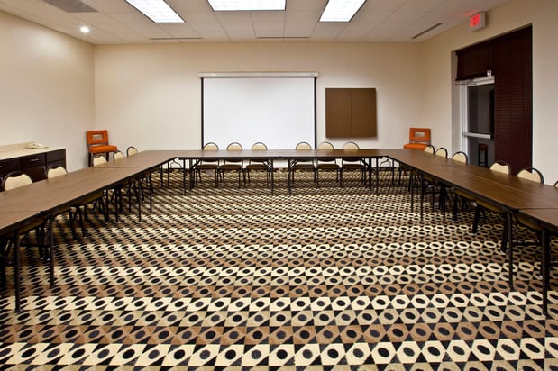 Images Holiday Inn Louisville Airport South by IHG