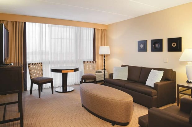 Images DoubleTree by Hilton Hotel Chicago - Arlington Heights