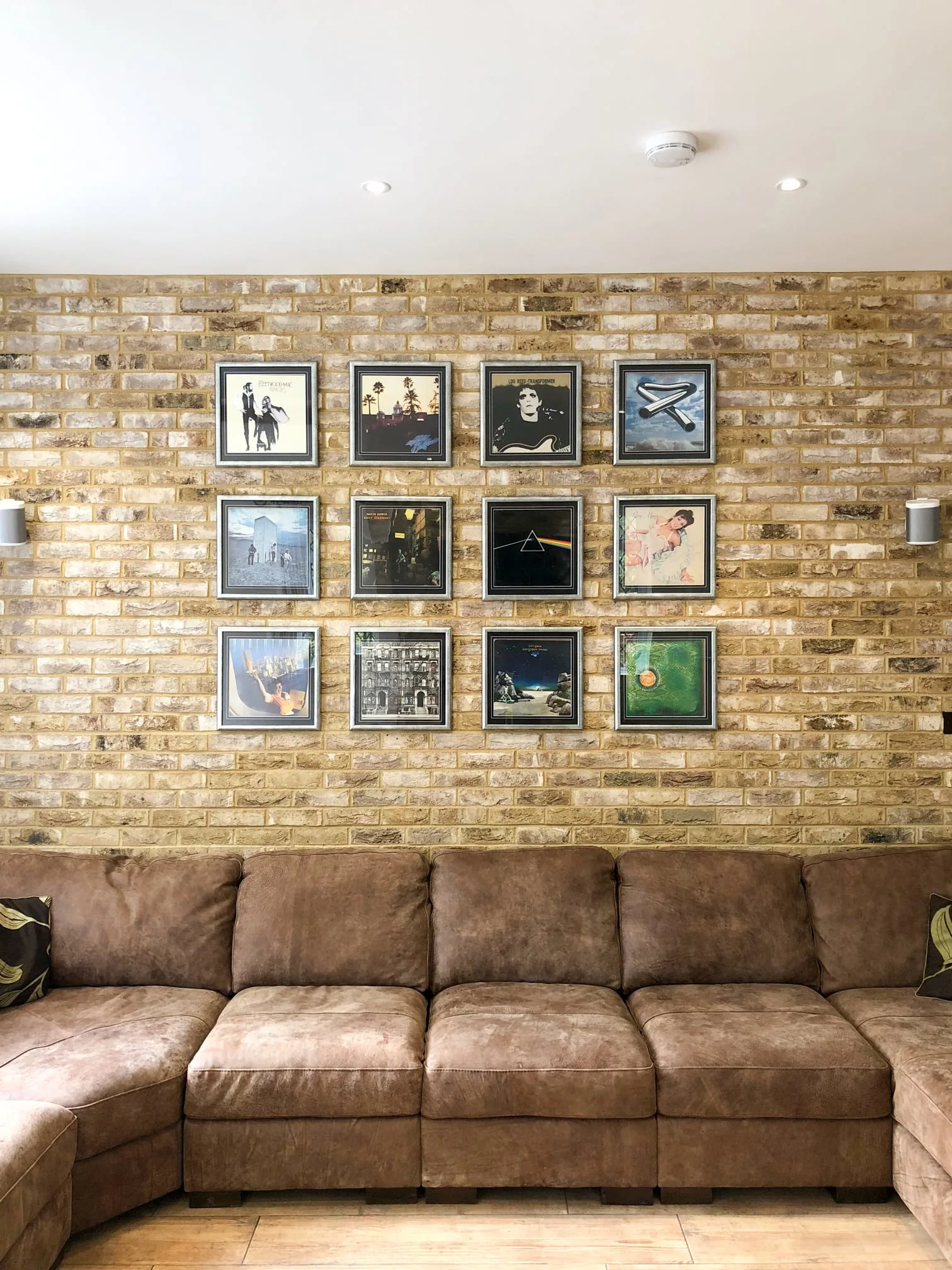 Images Hang it Services Ltd