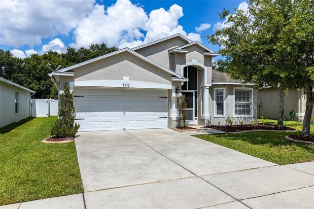 Images Christopher Johnson Realtor