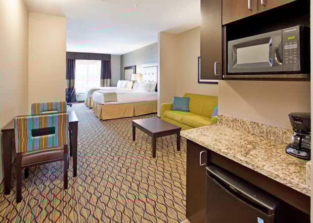 Images Holiday Inn Express & Suites St. Joseph by IHG
