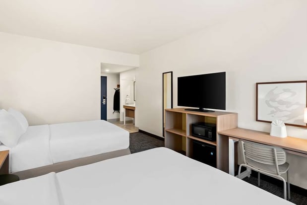 Images Spark by Hilton Williams