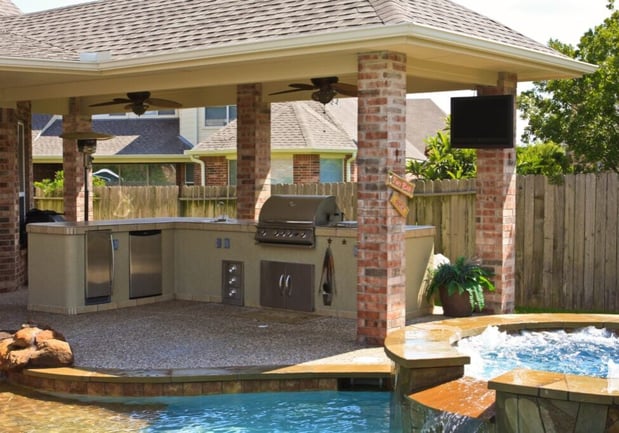 Images Crites Custom Pools Inc.