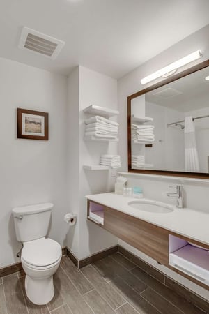 Images Hampton Inn and Suites Los Angeles - Glendale