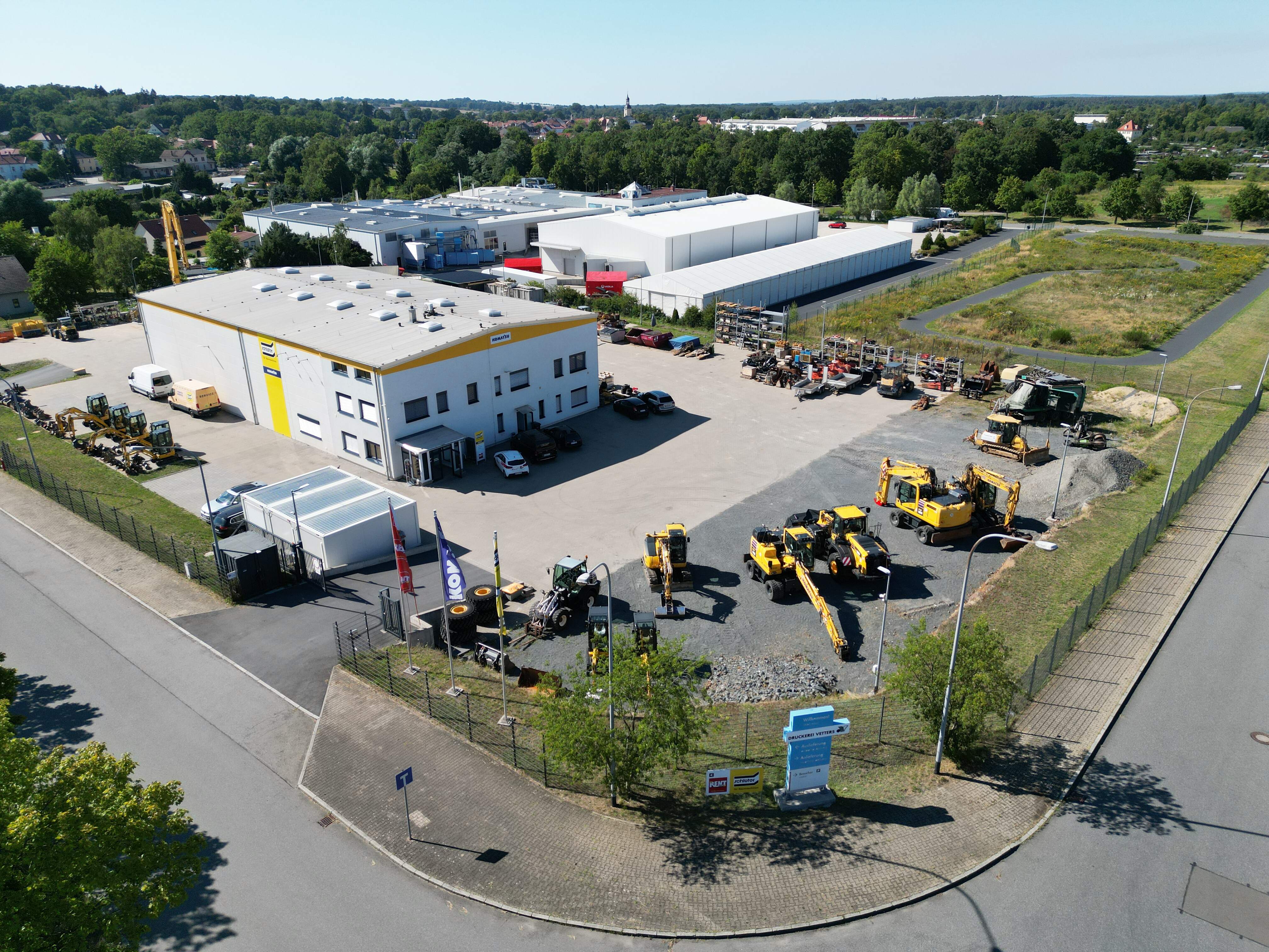 Schlüter Baumaschinen Halle GmbH, Sachsenallee 4 in Radeburg