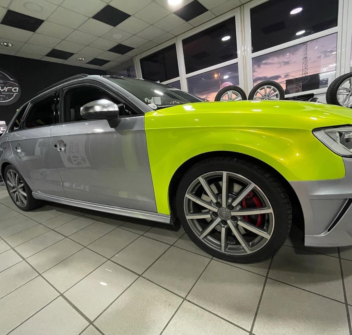 NOYFA Car Center & 2 D Digitaldruck, Welser Straße 17 in Leonding