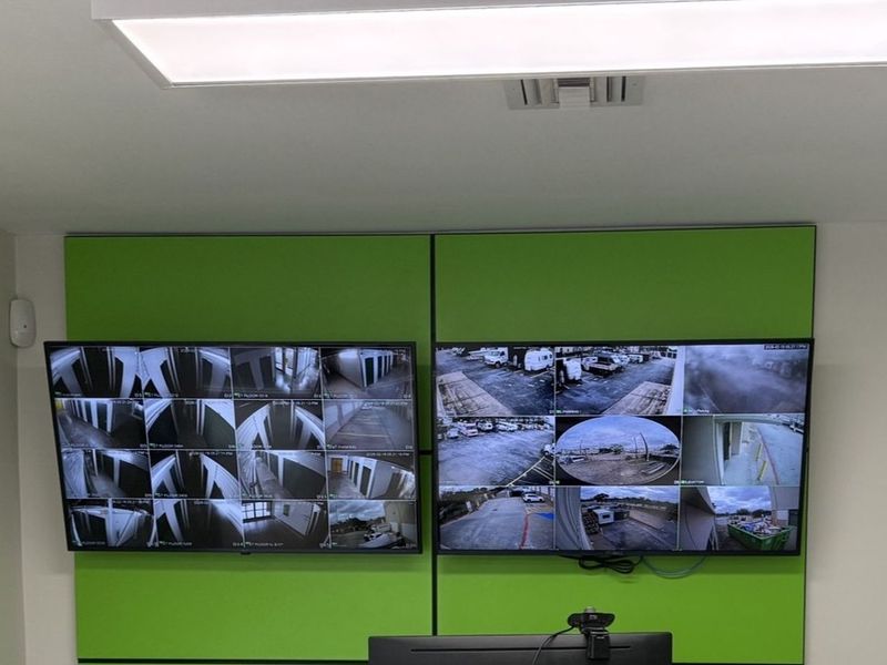 Extra Space Storage Image