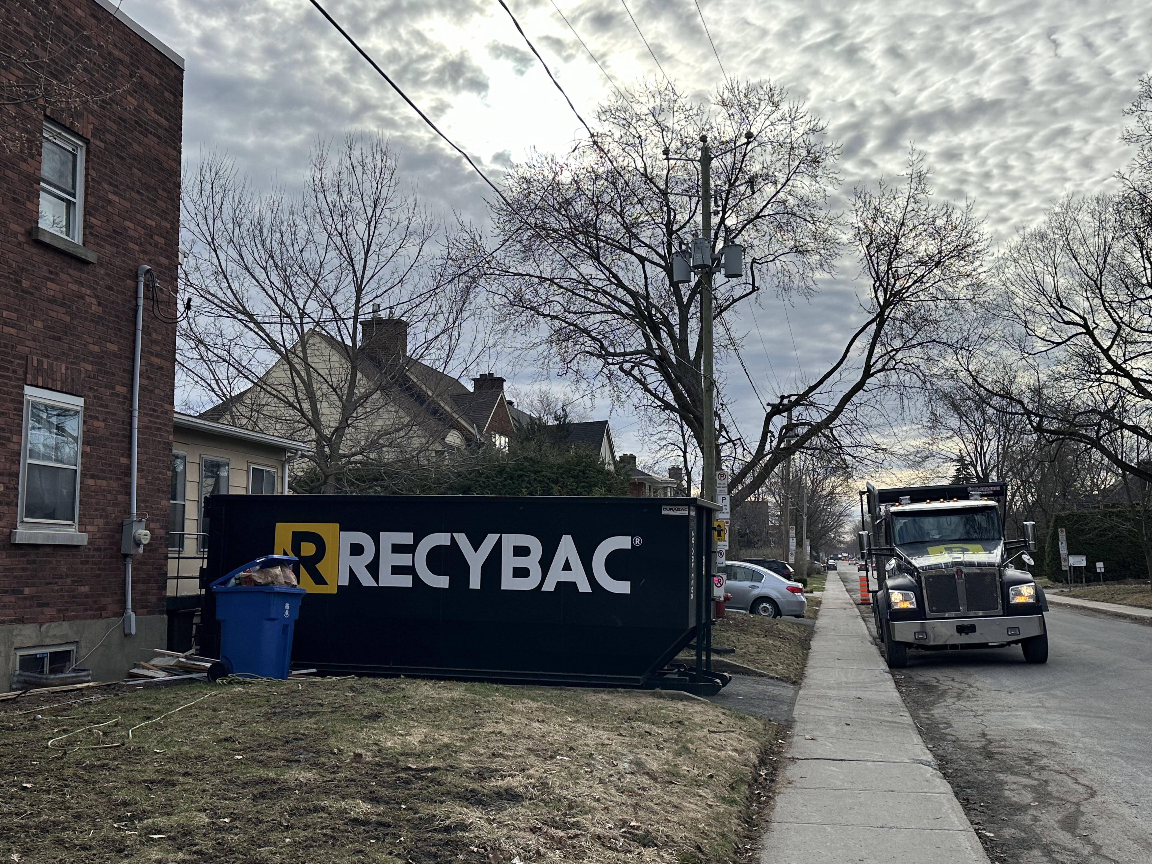 Images Location de conteneur RECYBAC Longueuil