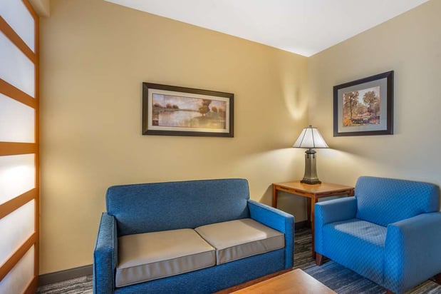 Images Best Western Plus University Park Inn & Suites