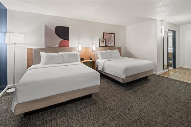 Images Spark by Hilton Waldorf