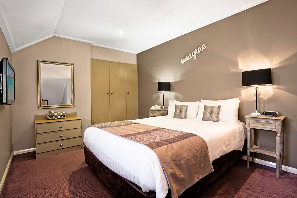 Images Best Western Sanctuary Inn