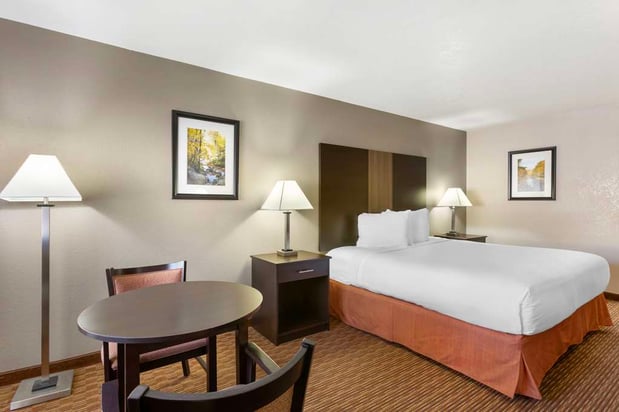 Images Best Western Sawmill Inn
